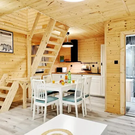 I Na Szlaku Bed & Breakfast *